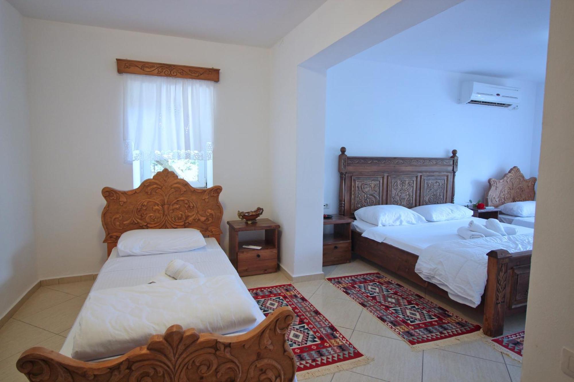Guri Guesthouse Gjirokastër Dış mekan fotoğraf