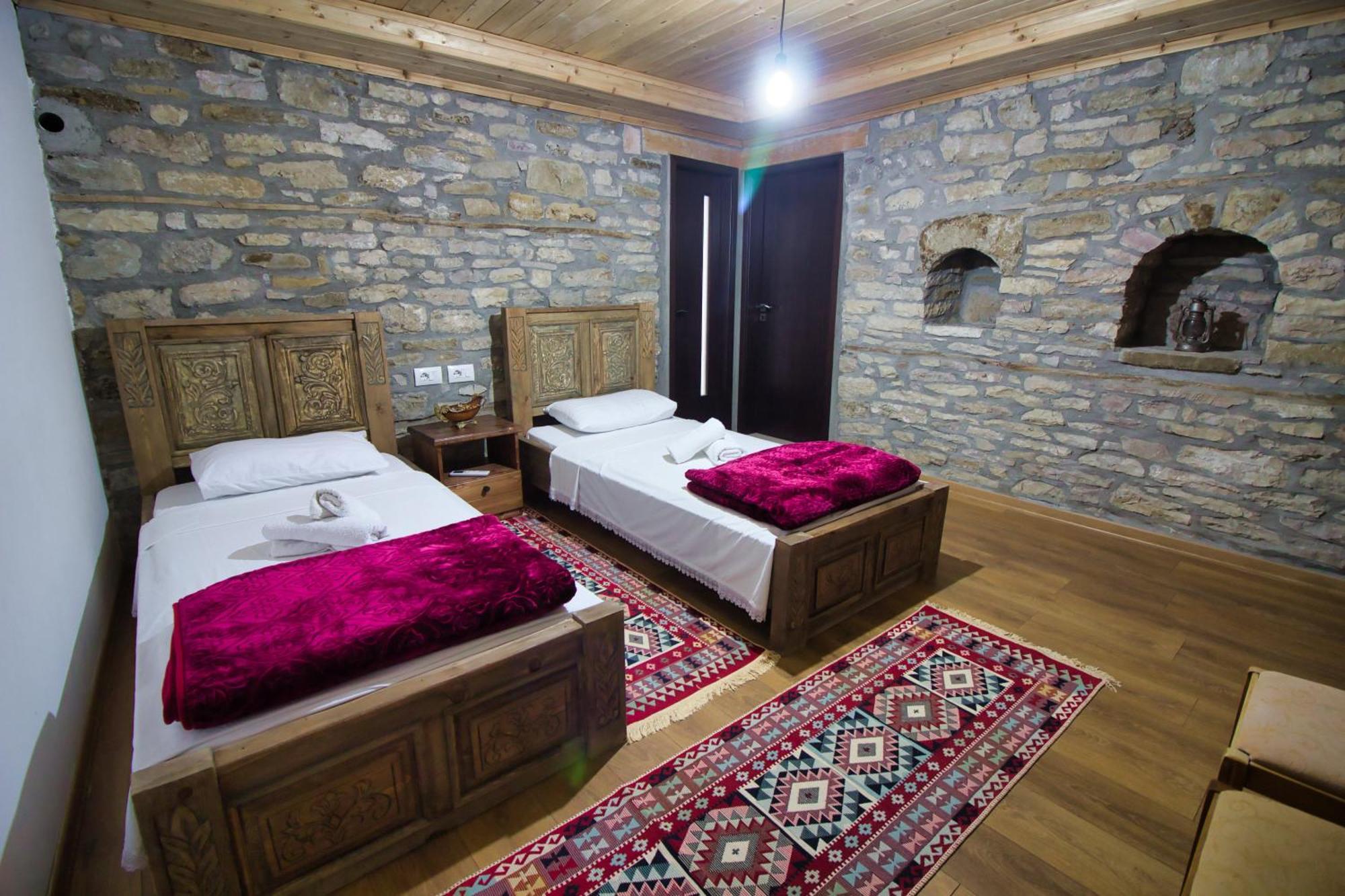 Guri Guesthouse Gjirokastër Dış mekan fotoğraf