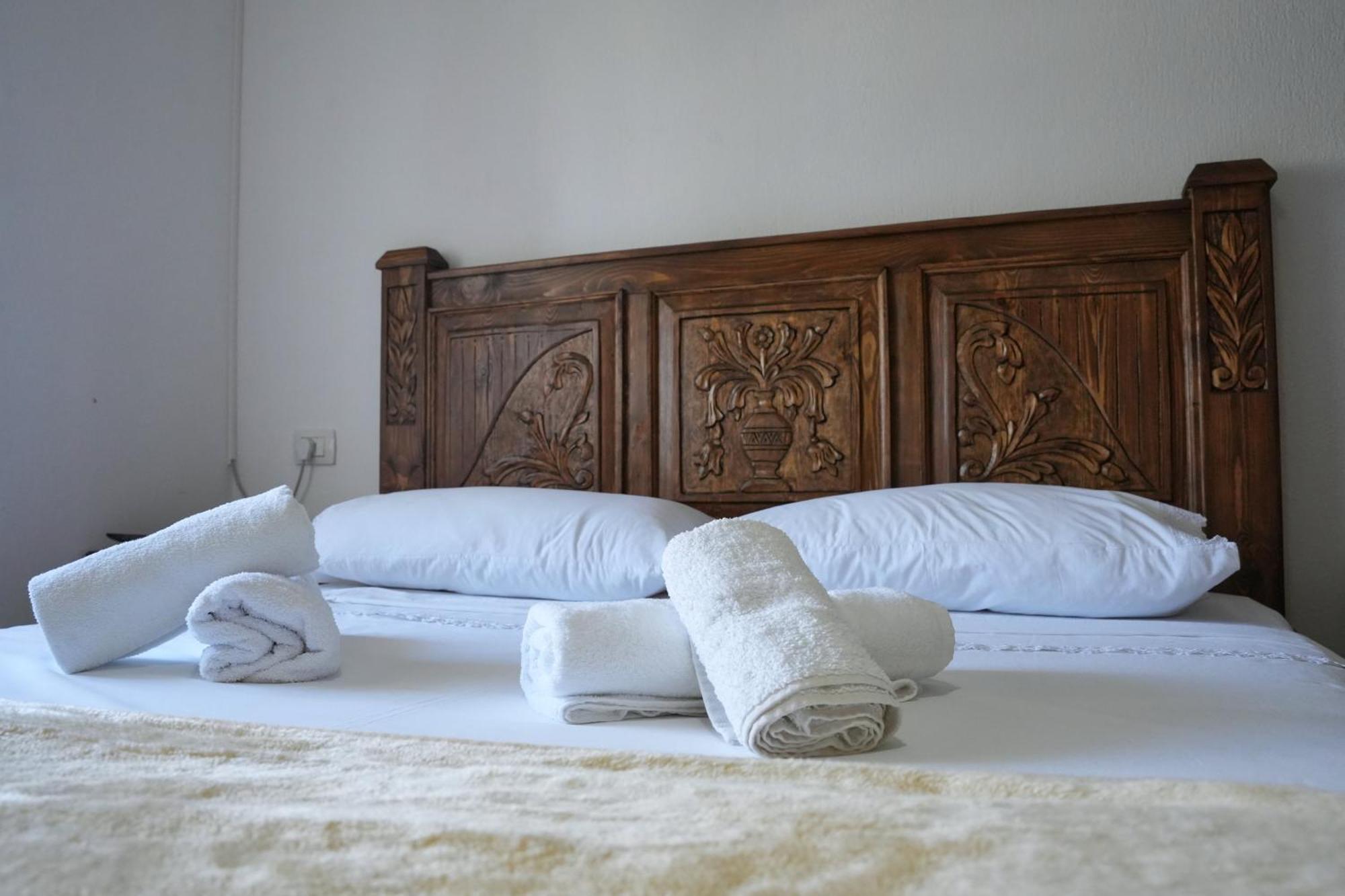 Guri Guesthouse Gjirokastër Dış mekan fotoğraf