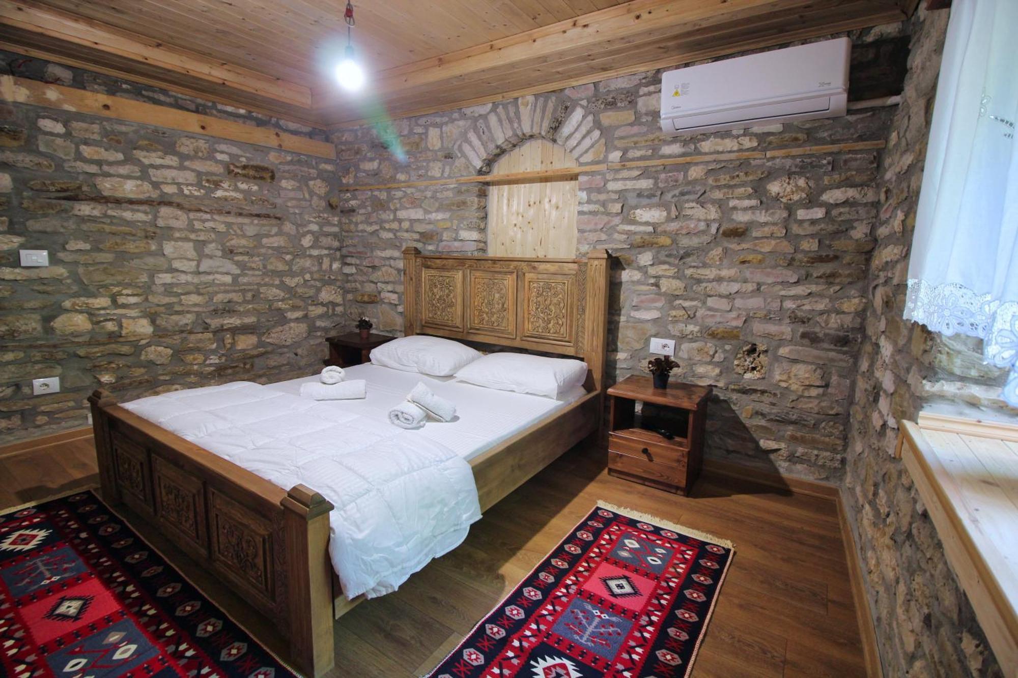Guri Guesthouse Gjirokastër Dış mekan fotoğraf