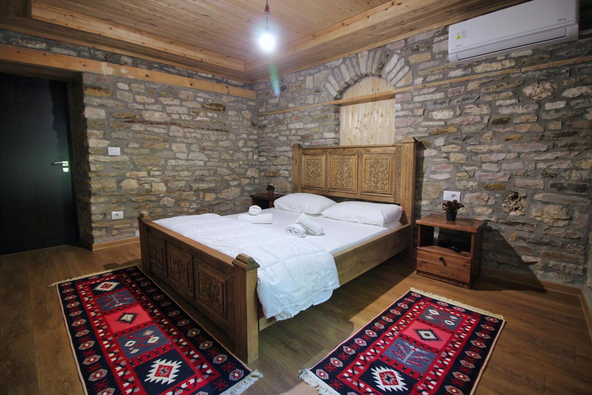 Guri Guesthouse Gjirokastër Dış mekan fotoğraf