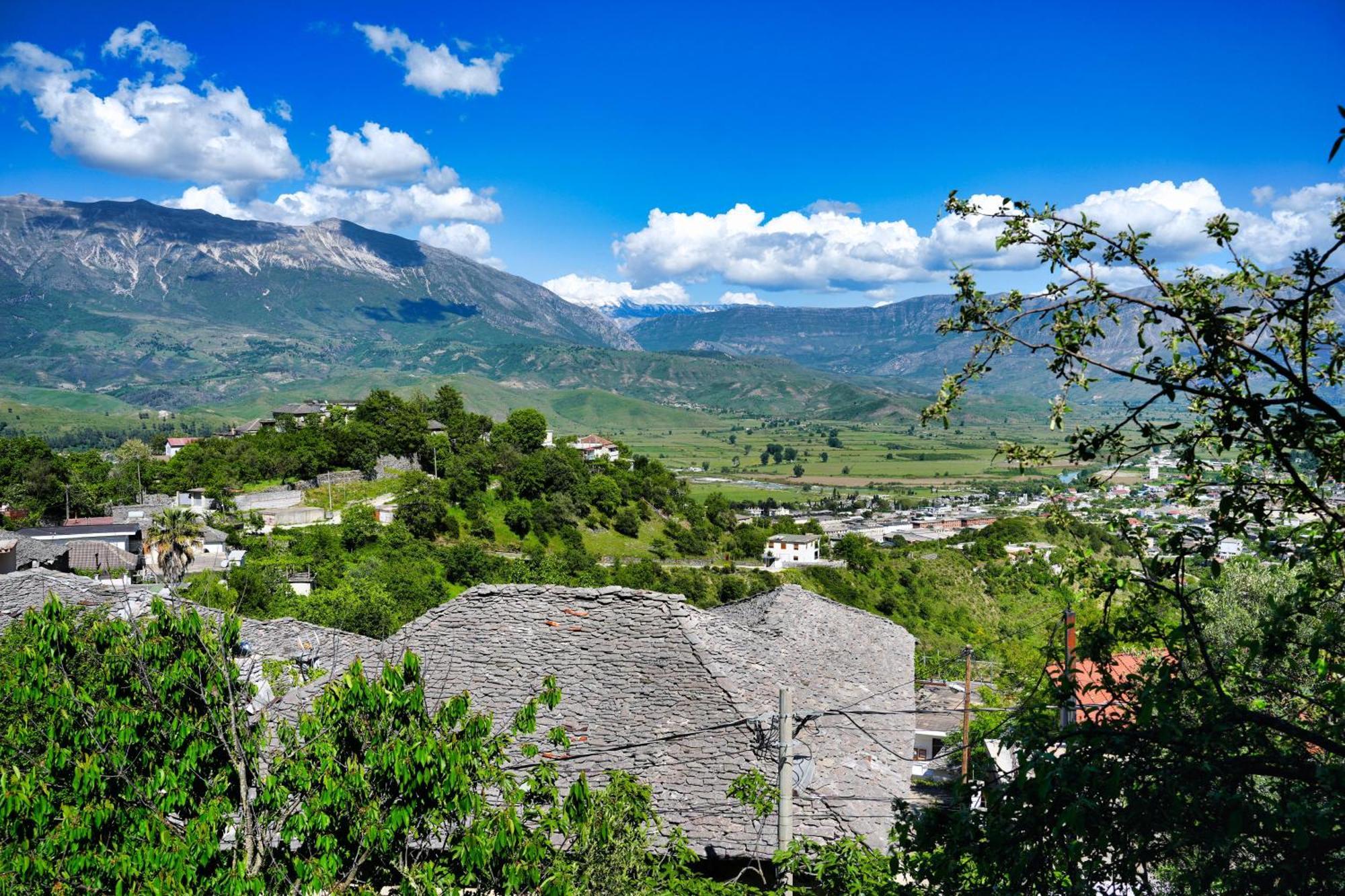 Guri Guesthouse Gjirokastër Dış mekan fotoğraf