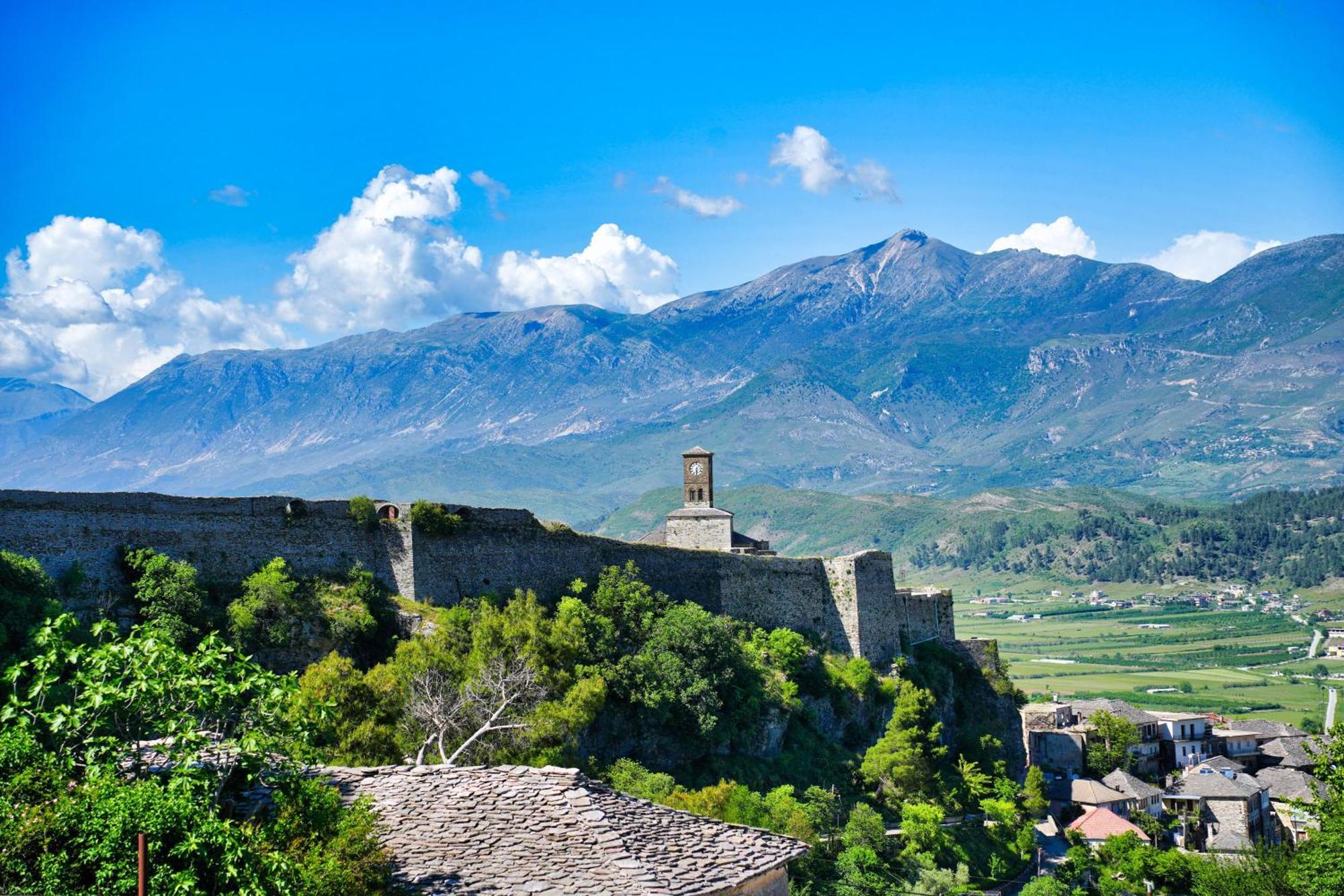Guri Guesthouse Gjirokastër Dış mekan fotoğraf