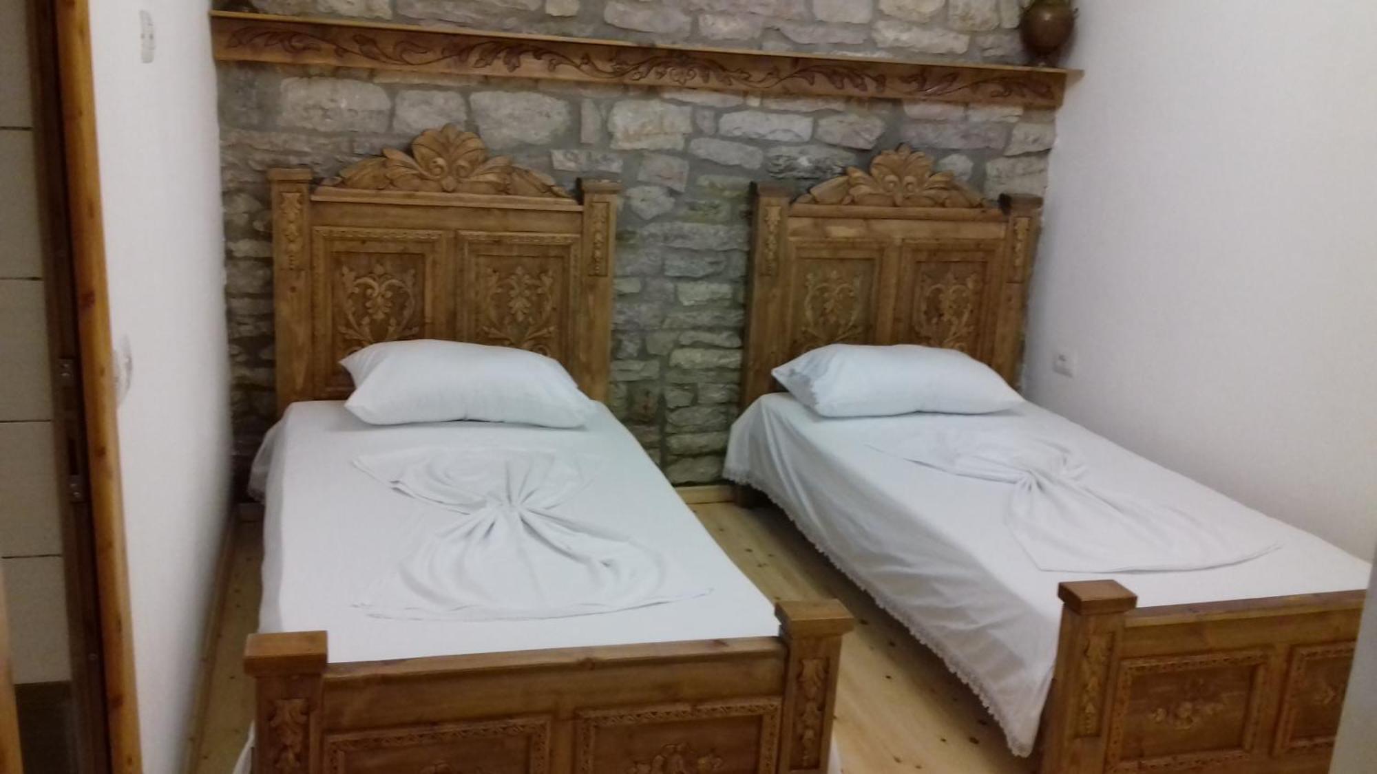 Guri Guesthouse Gjirokastër Dış mekan fotoğraf